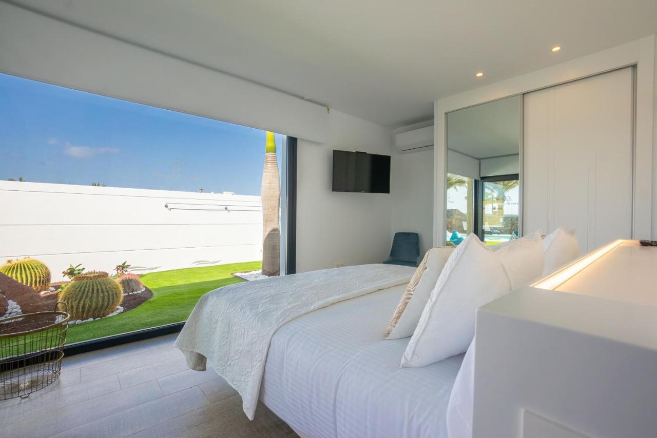 Sea Breeze Villas Lapa And Claca Playa Blanca  Exteriör bild